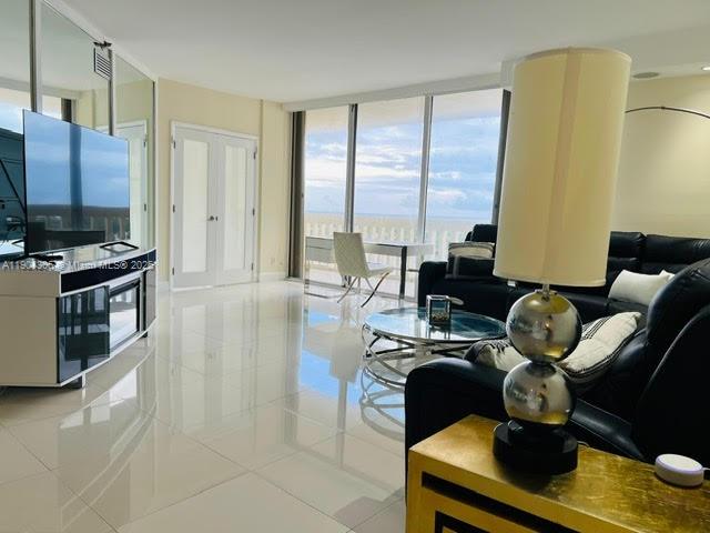 19355 Turnberry Way #10A, Aventura FL 33180