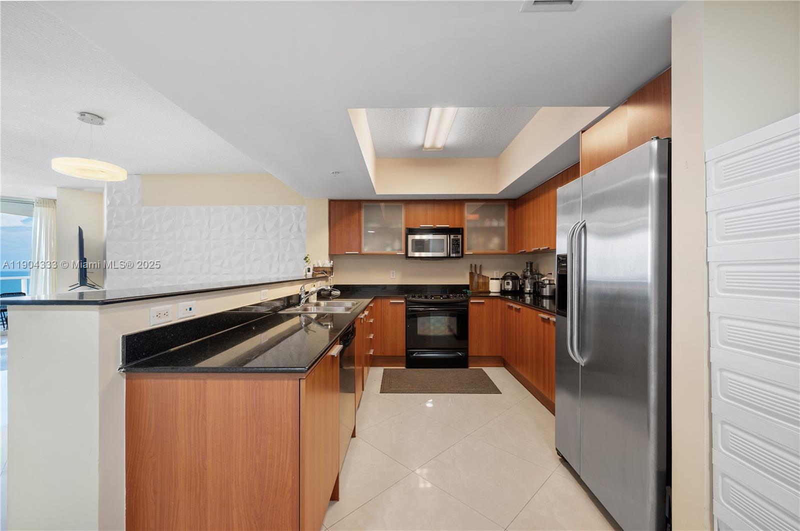16699 Collins Ave #3305, Sunny Isles Beach FL 33160