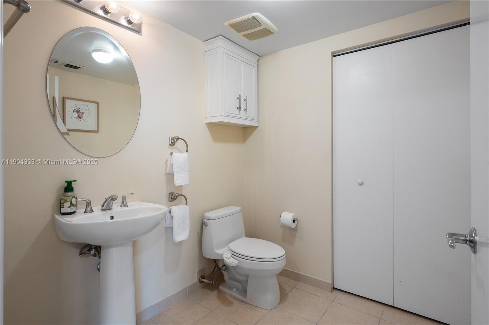 16699 Collins Ave #3305, Sunny Isles Beach FL 33160