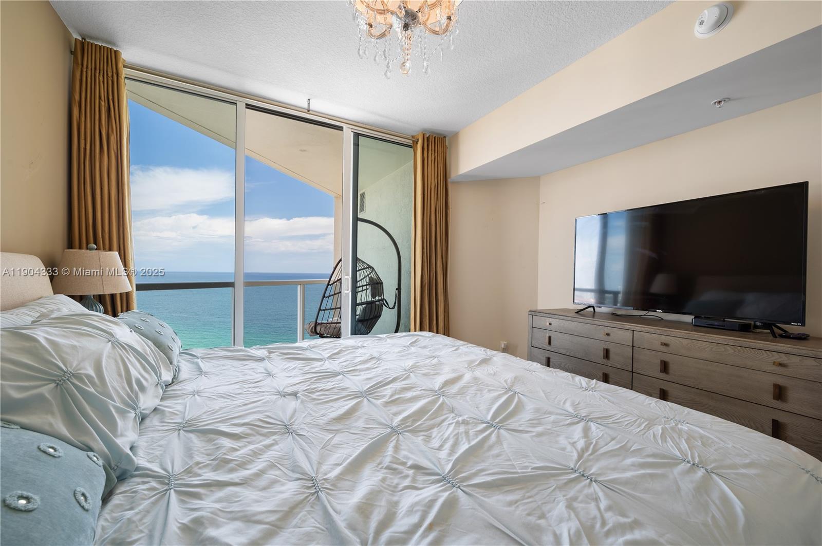 16699 Collins Ave #3305, Sunny Isles Beach FL 33160