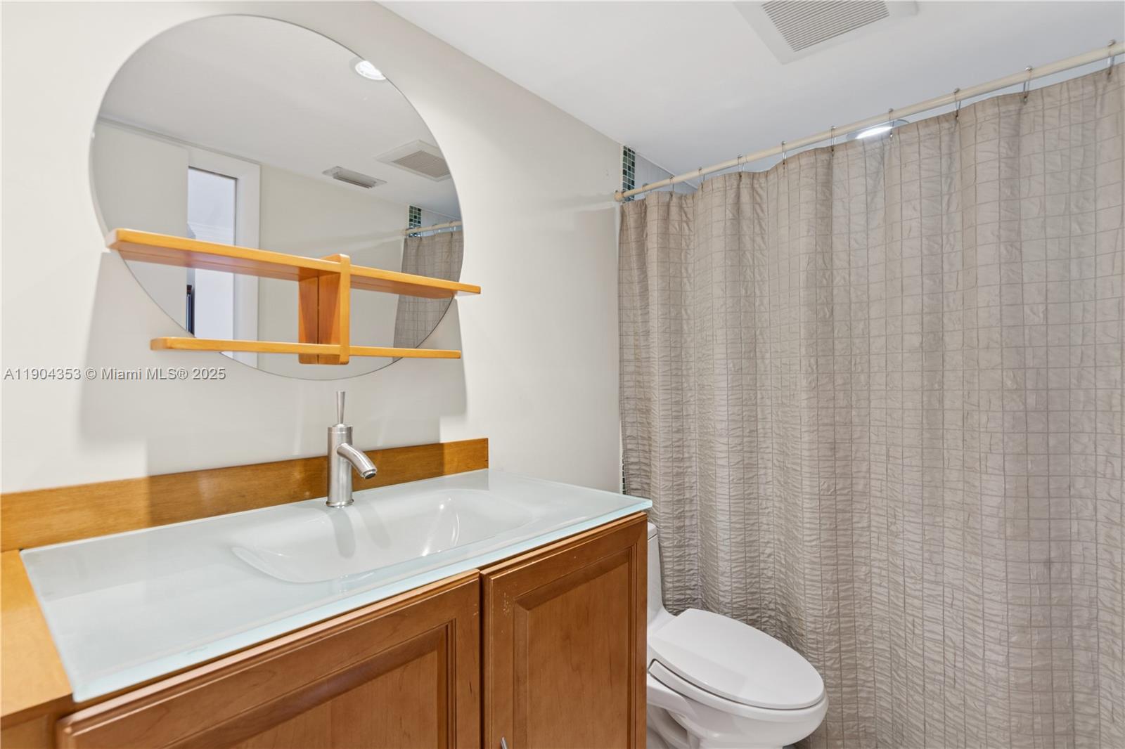 1160 Hillsboro Mile #901, Hillsboro Beach FL 33062