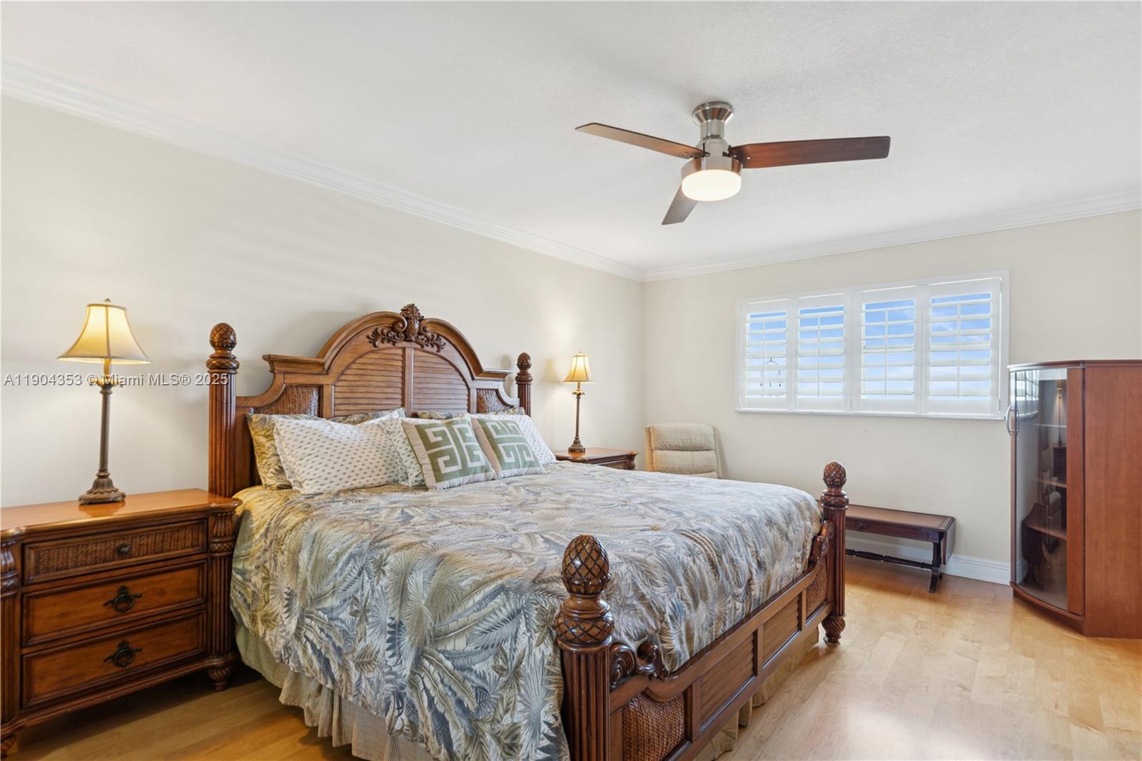 1160 Hillsboro Mile #901, Hillsboro Beach FL 33062