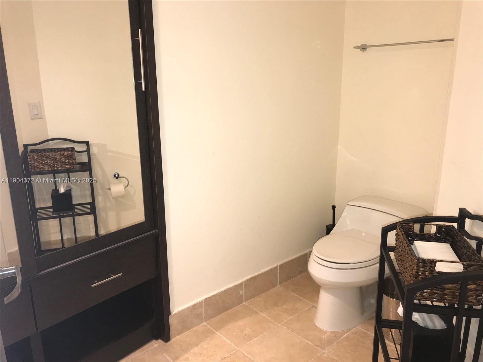 18201 Collins Ave #5104, Sunny Isles Beach FL 33160