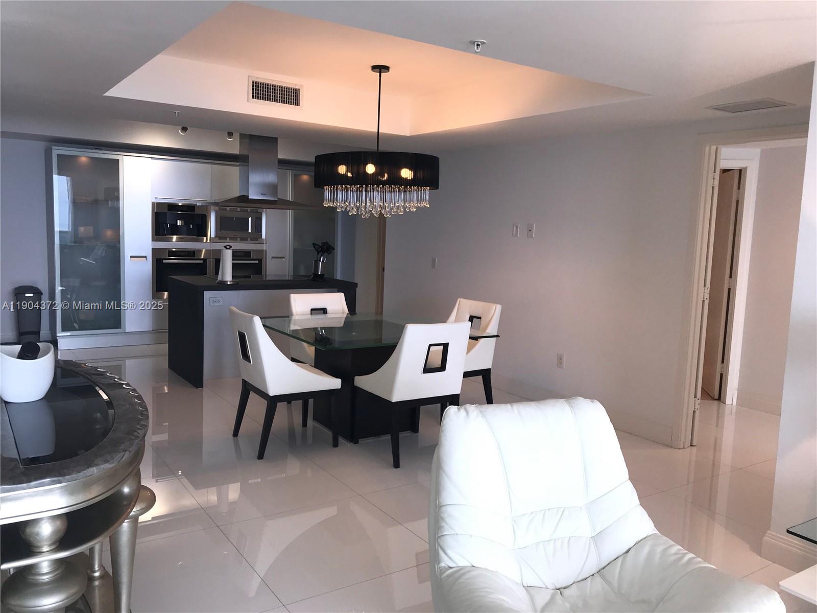 18201 Collins Ave #5104, Sunny Isles Beach FL 33160