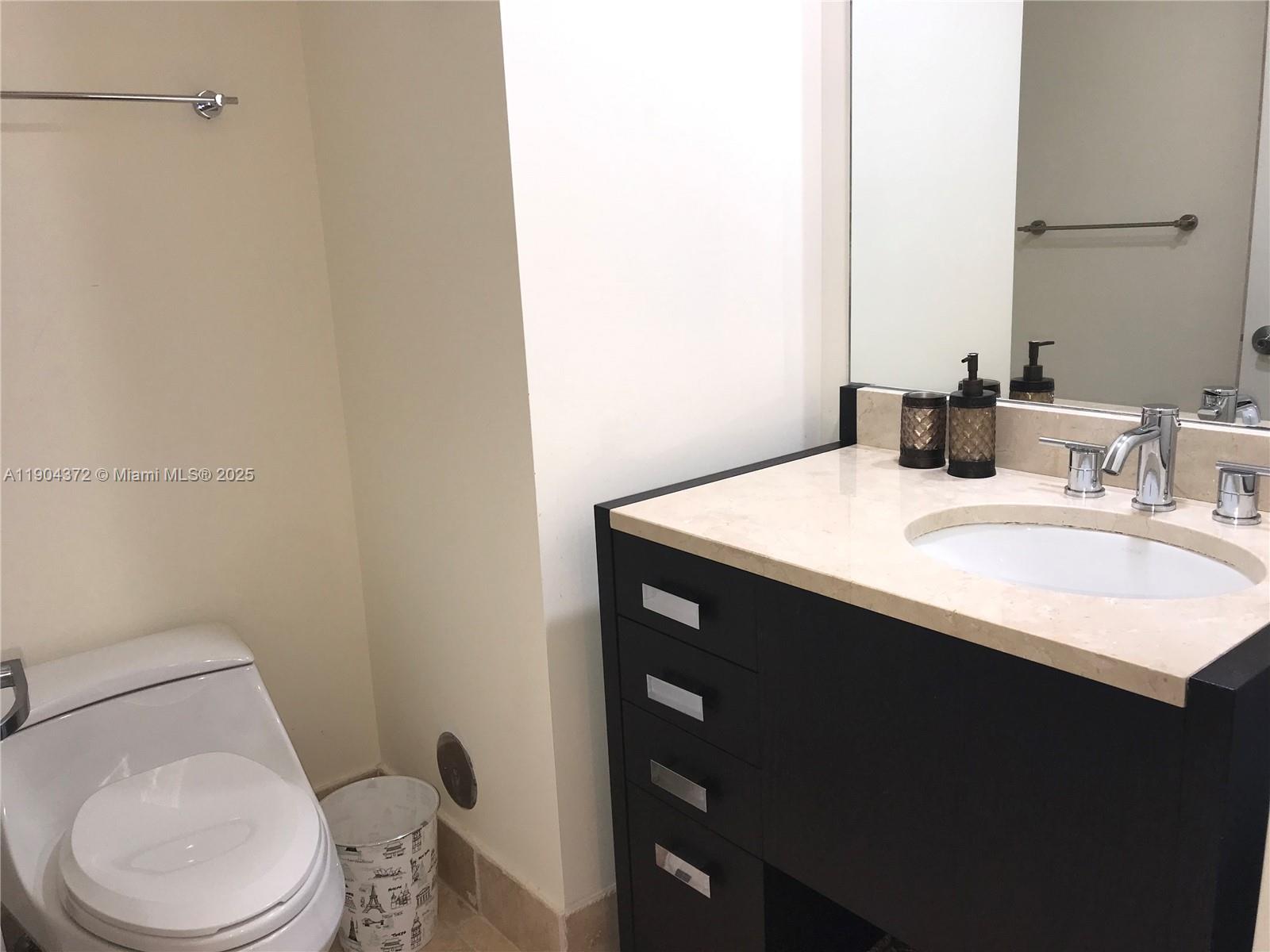 18201 Collins Ave #5104, Sunny Isles Beach FL 33160