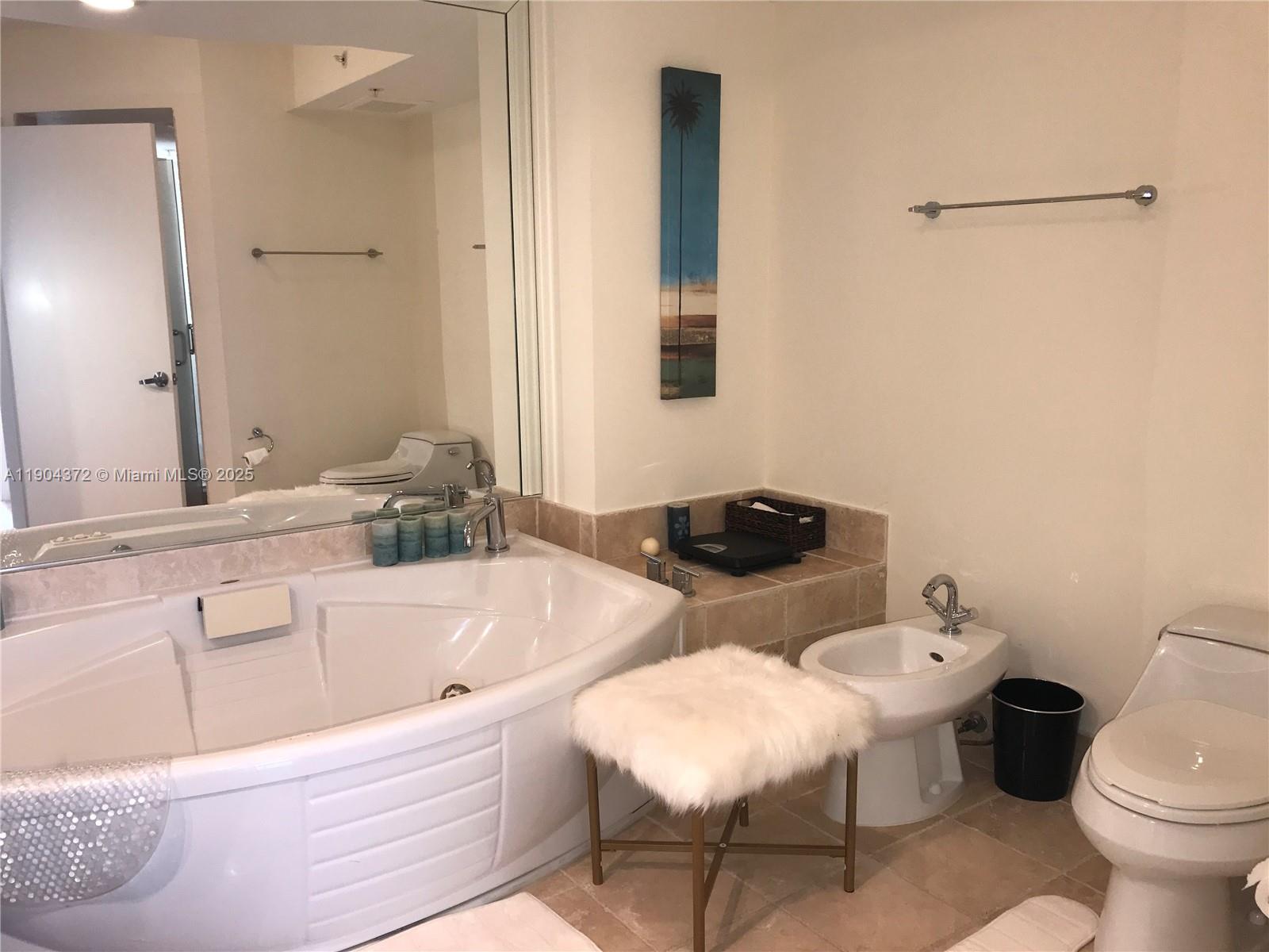 18201 Collins Ave #5104, Sunny Isles Beach FL 33160