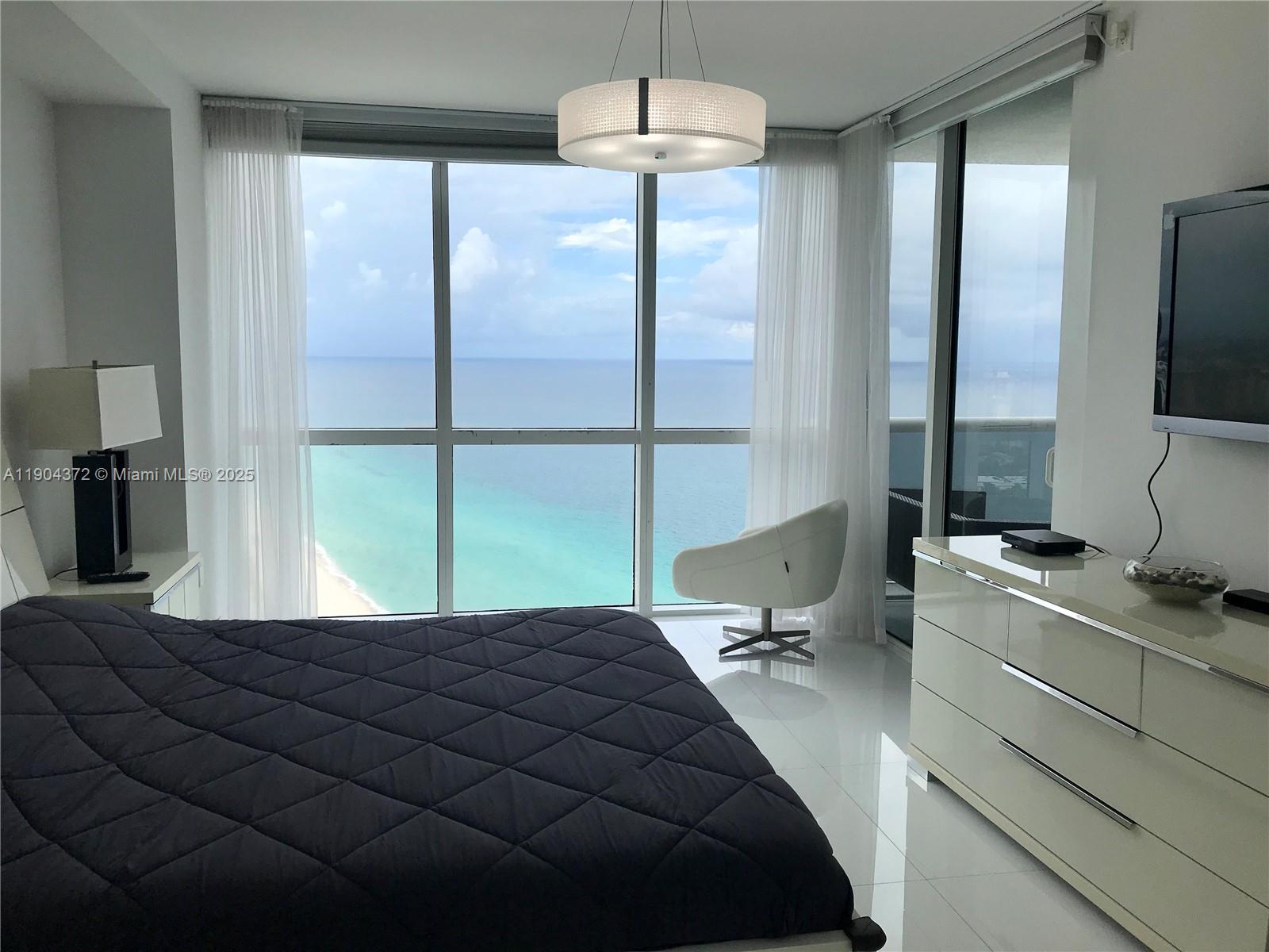18201 Collins Ave #5104, Sunny Isles Beach FL 33160