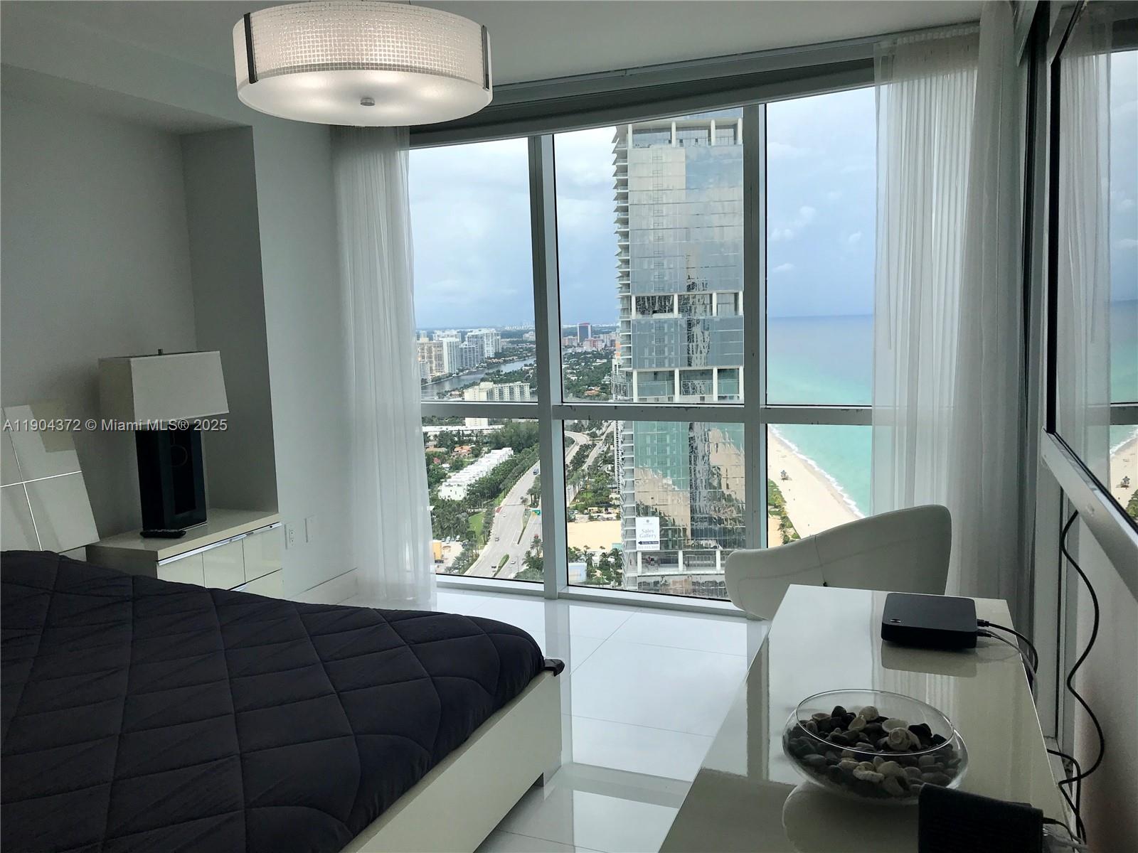 18201 Collins Ave #5104, Sunny Isles Beach FL 33160