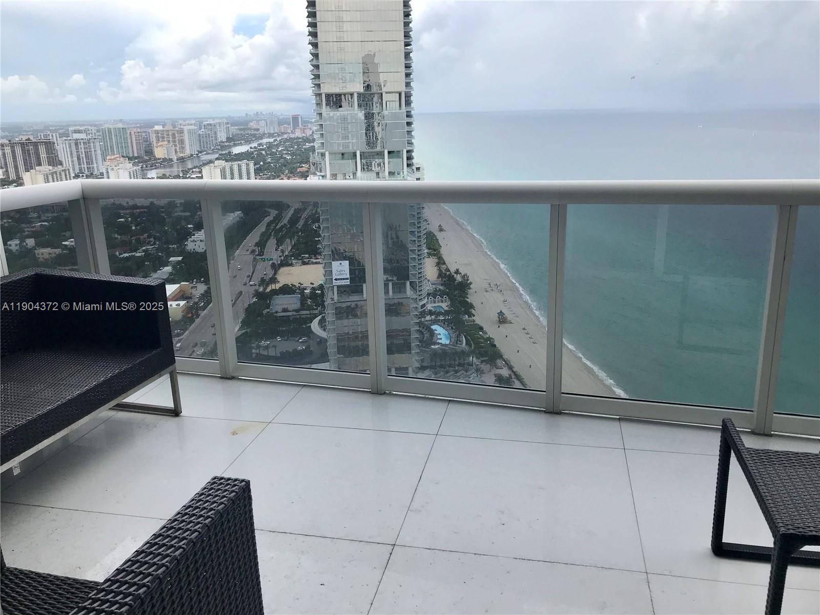 18201 Collins Ave #5104, Sunny Isles Beach FL 33160