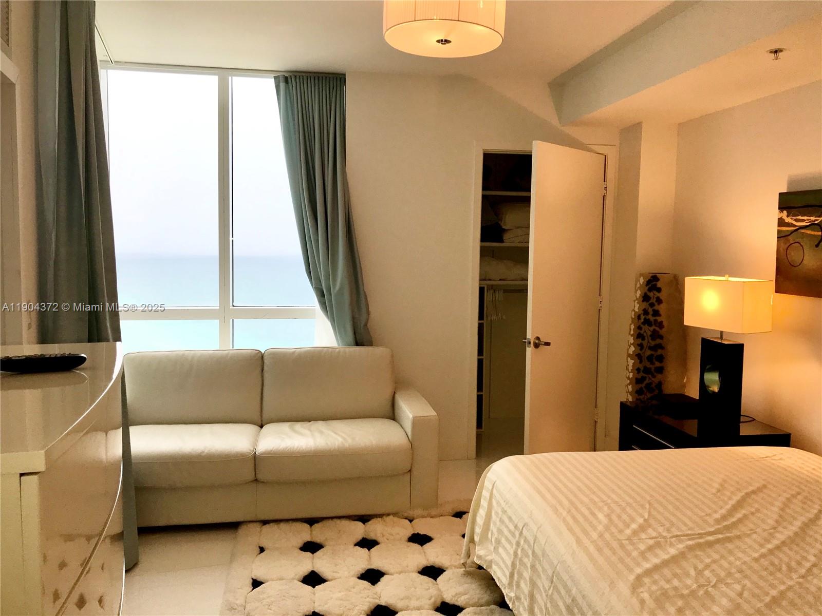 18201 Collins Ave #5104, Sunny Isles Beach FL 33160