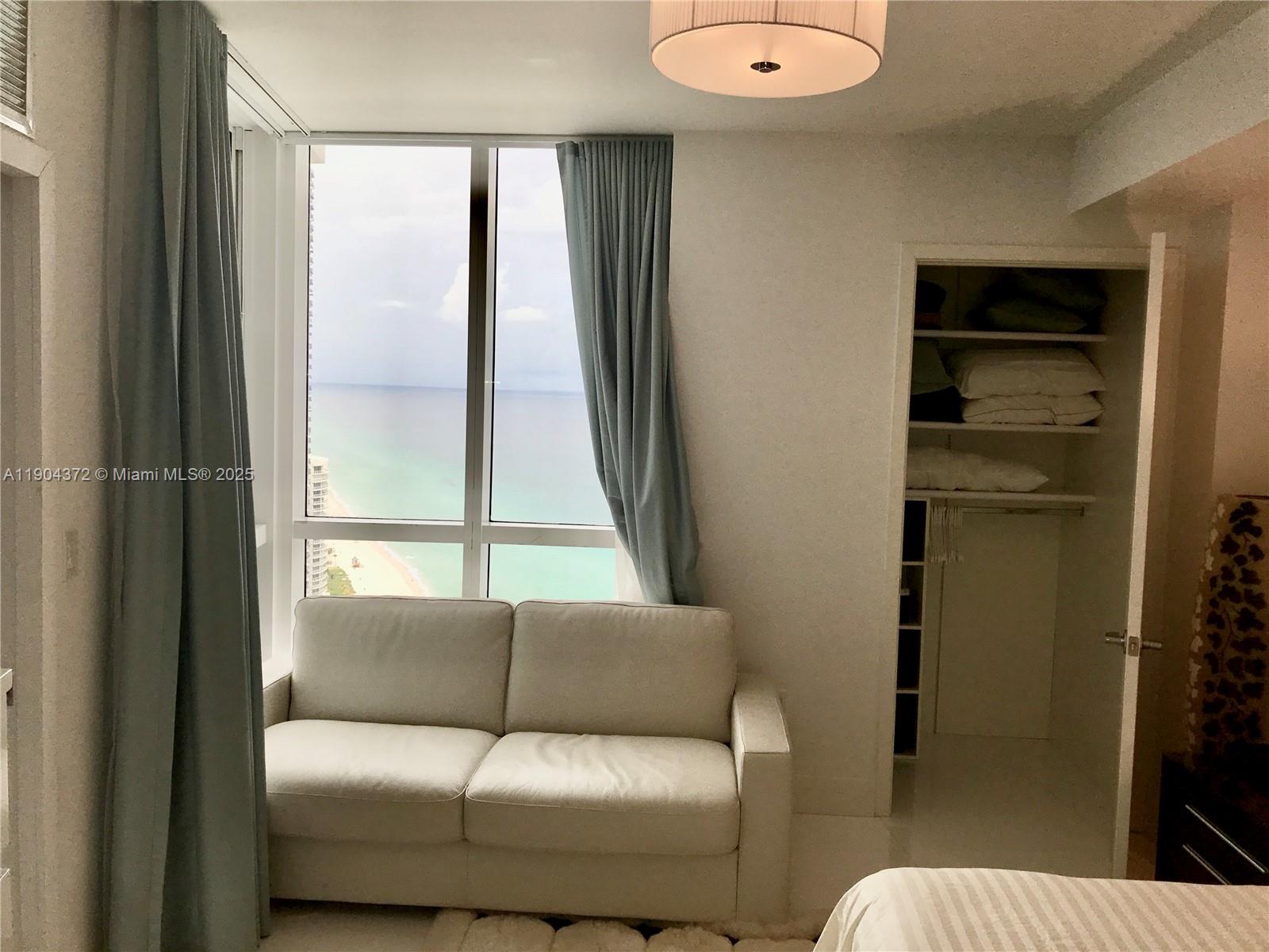 18201 Collins Ave #5104, Sunny Isles Beach FL 33160