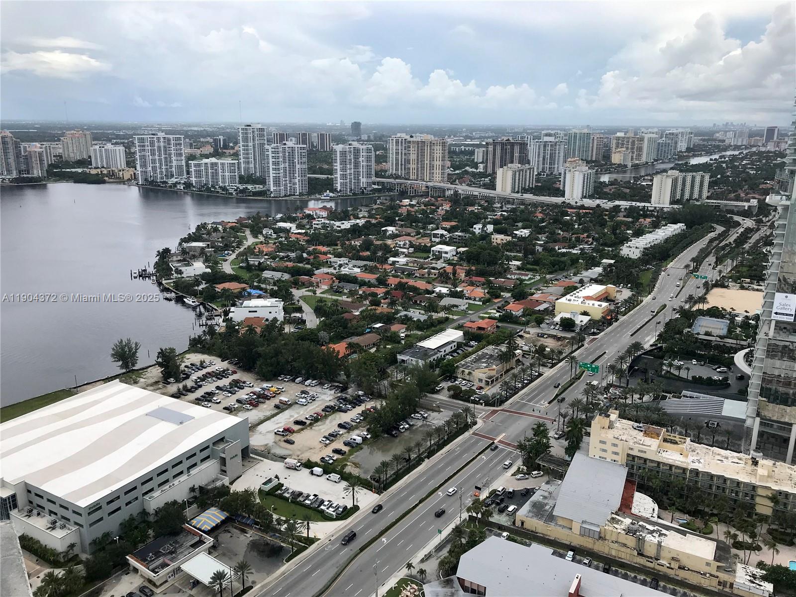 18201 Collins Ave #5104, Sunny Isles Beach FL 33160