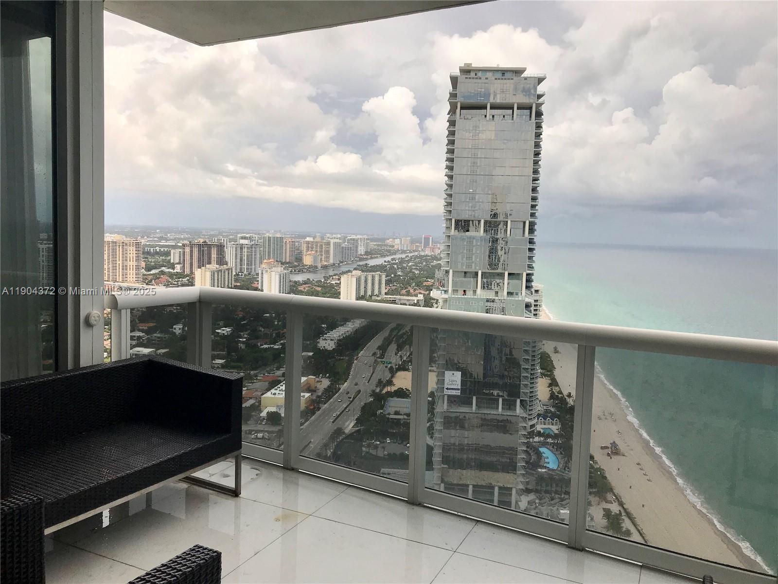 18201 Collins Ave #5104, Sunny Isles Beach FL 33160