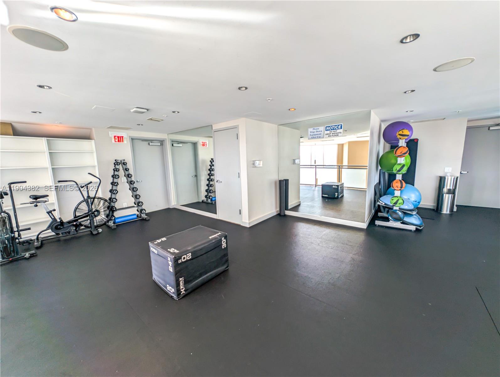 60 SW 13th St #1612, Miami FL 33130