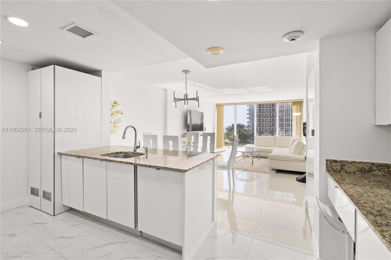 10275 COLLINS AV #514, Bal Harbour FL 33154
