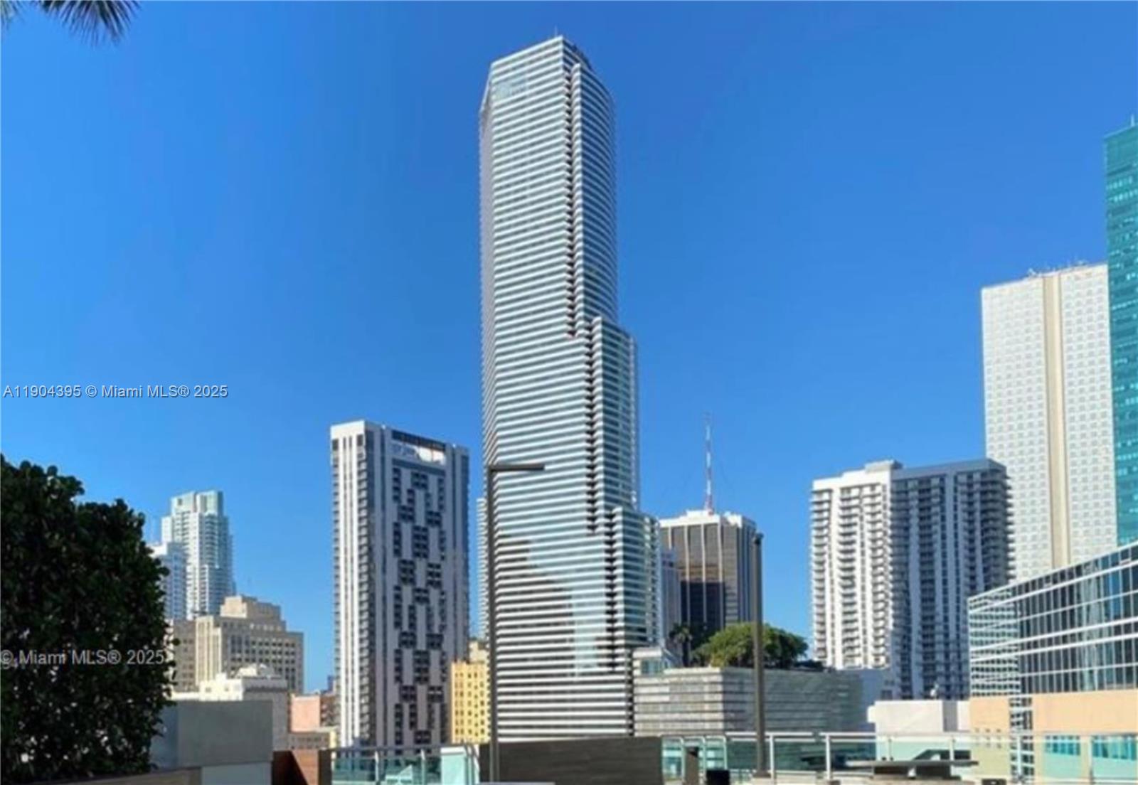 350 S Miami Ave #1707, Miami FL 33130