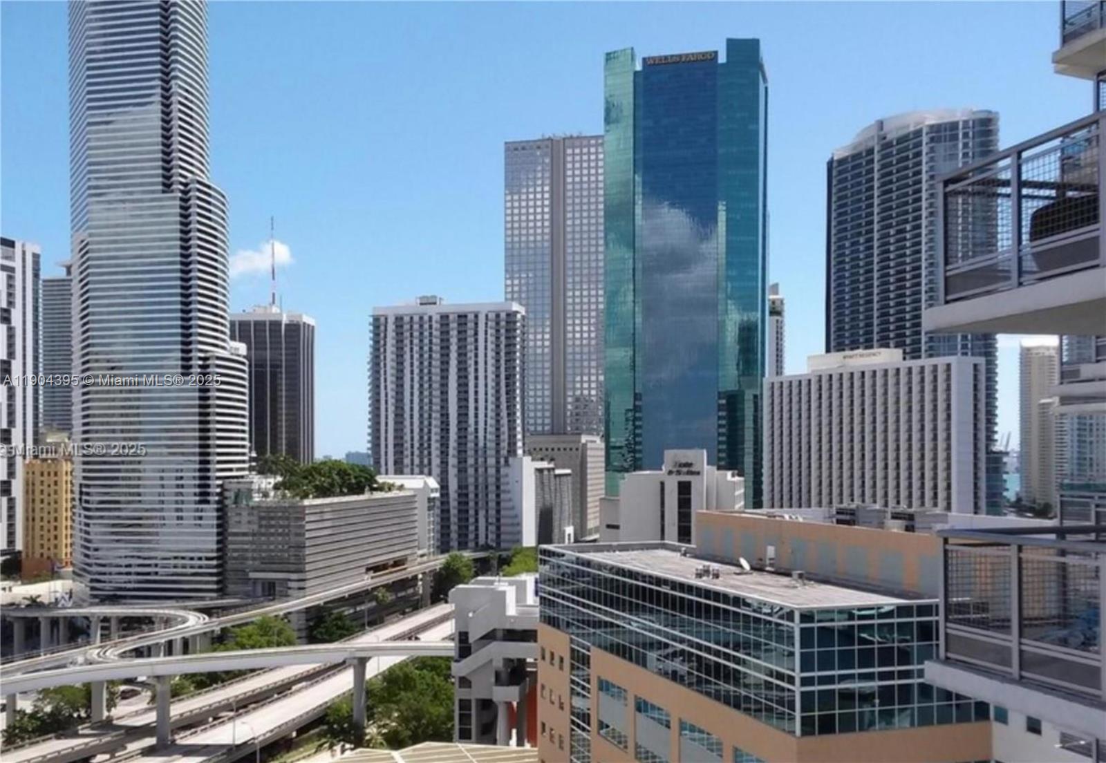 350 S Miami Ave #1707, Miami FL 33130