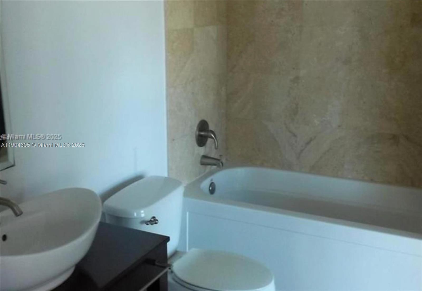 350 S Miami Ave #1707, Miami FL 33130