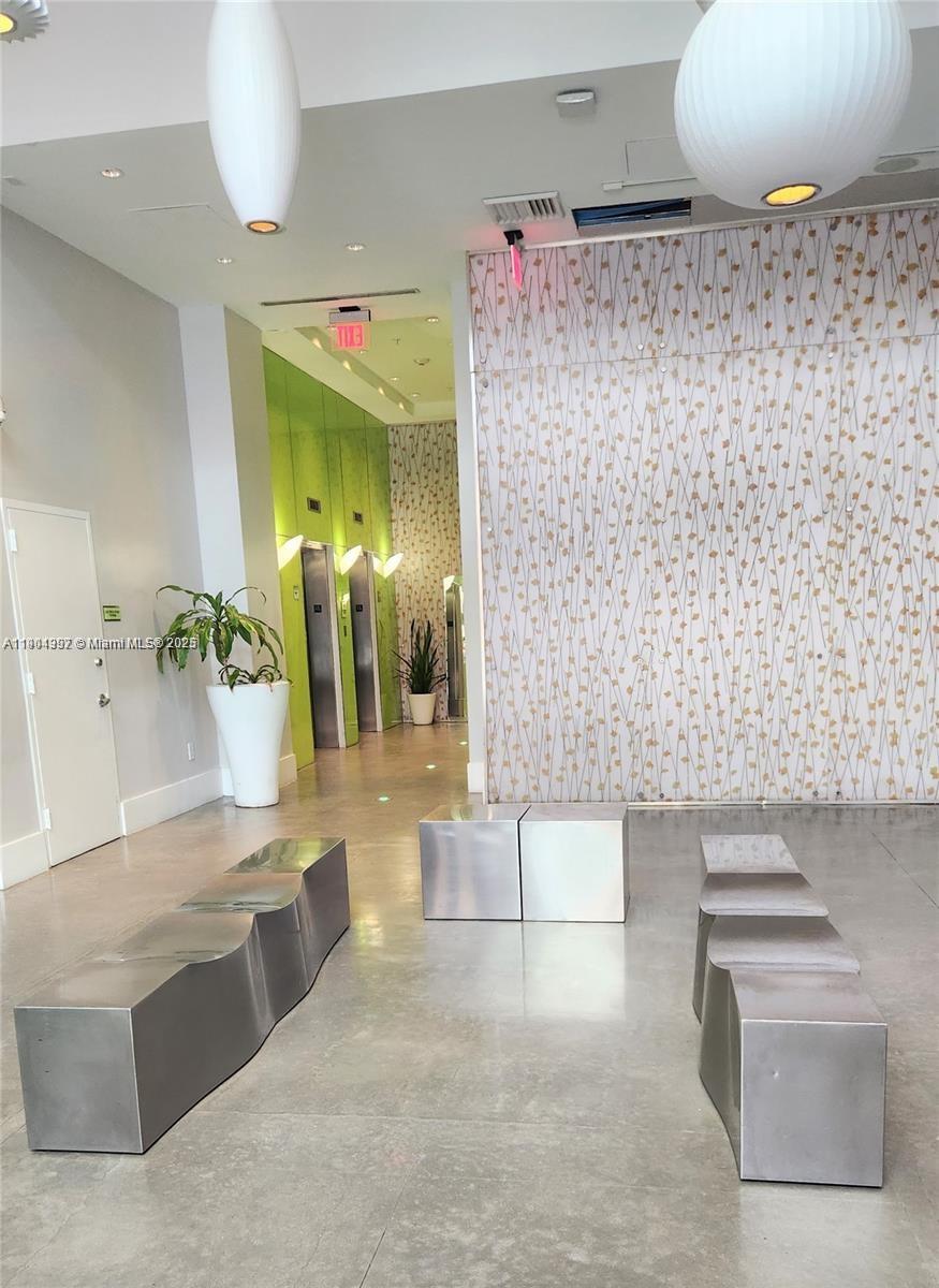 133 NE 2nd Ave #2207, Miami FL 33132