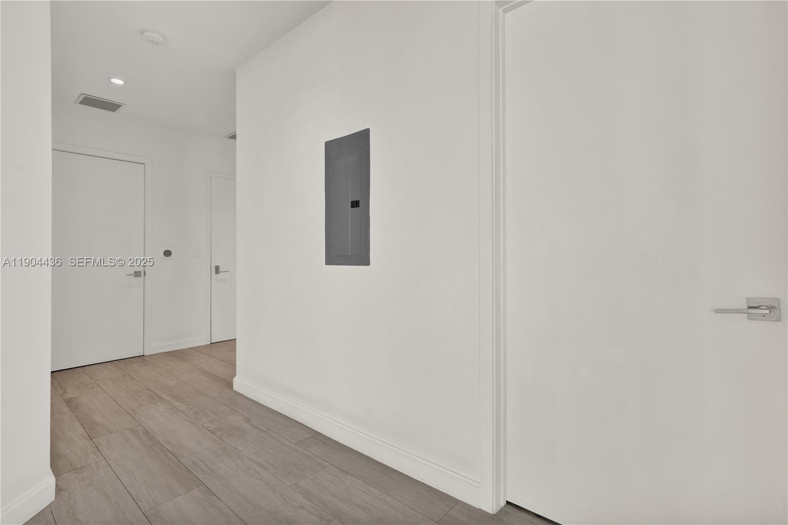 45 SW 9th St #4306, Miami FL 33130