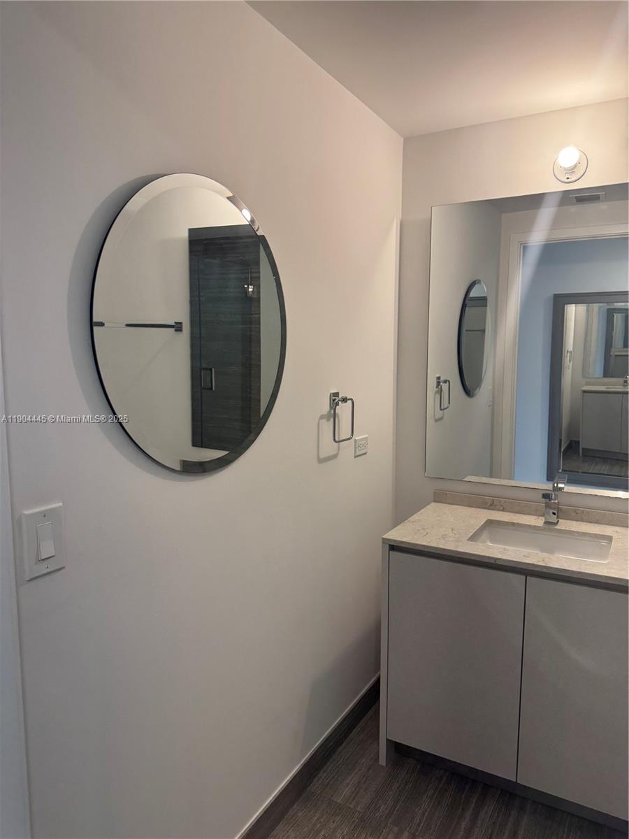 1010 Brickell Ave #2510, Miami FL 33131