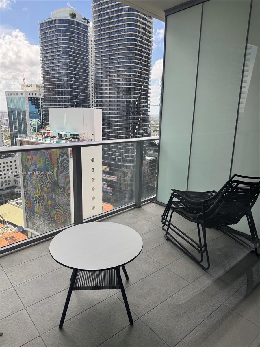1010 Brickell Ave #2510, Miami FL 33131