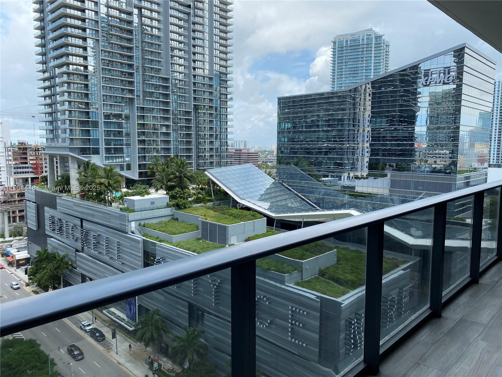 801 S Miami Ave #3410, Miami FL 33130