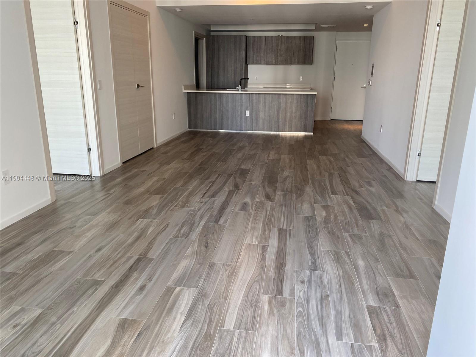 801 S Miami Ave #3410, Miami FL 33130