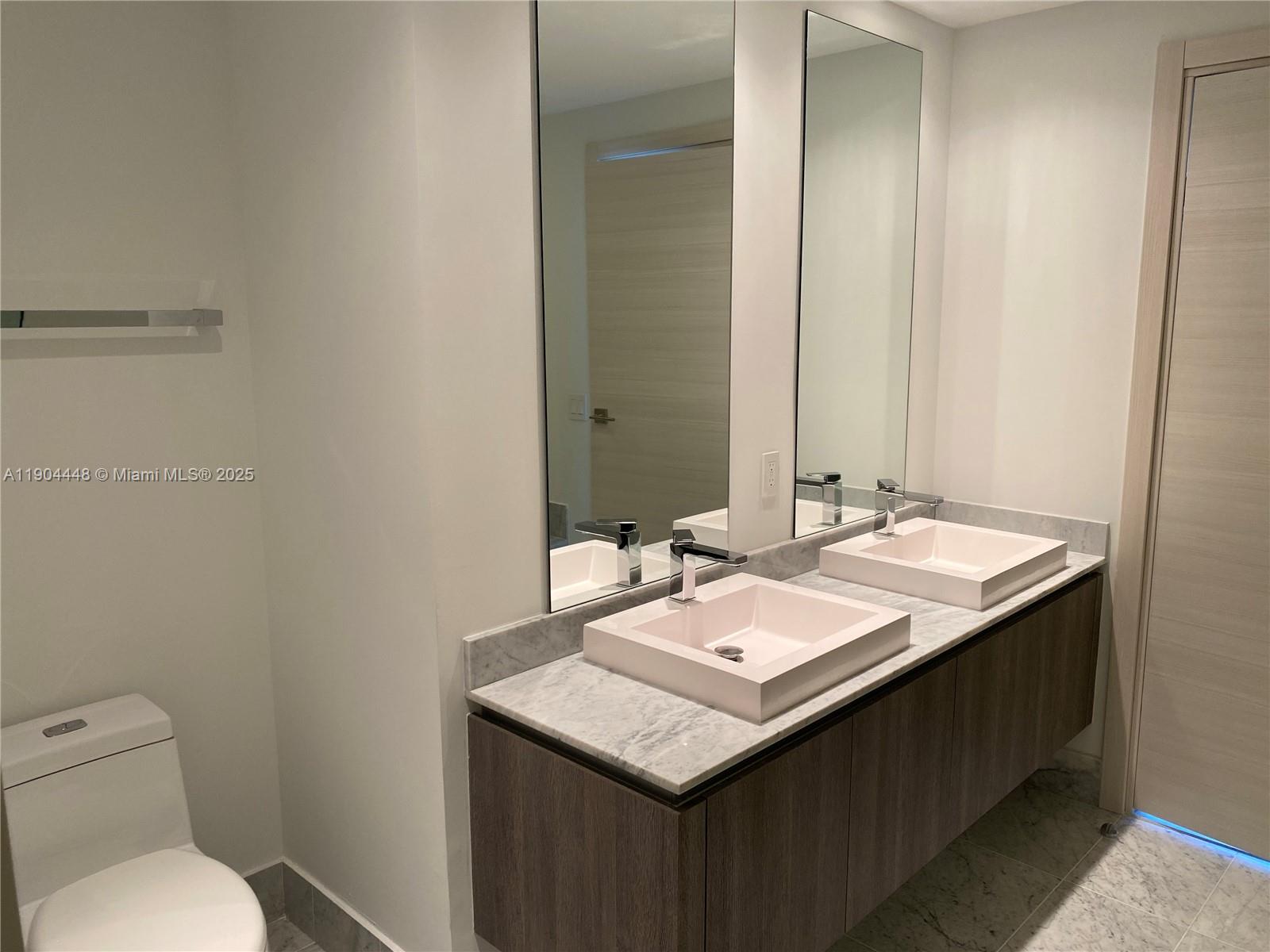 801 S Miami Ave #3410, Miami FL 33130