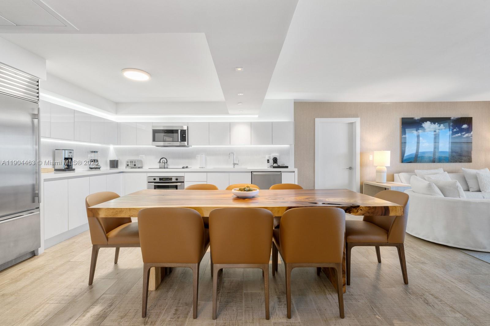 102 24th St #1519, Miami Beach FL 33139