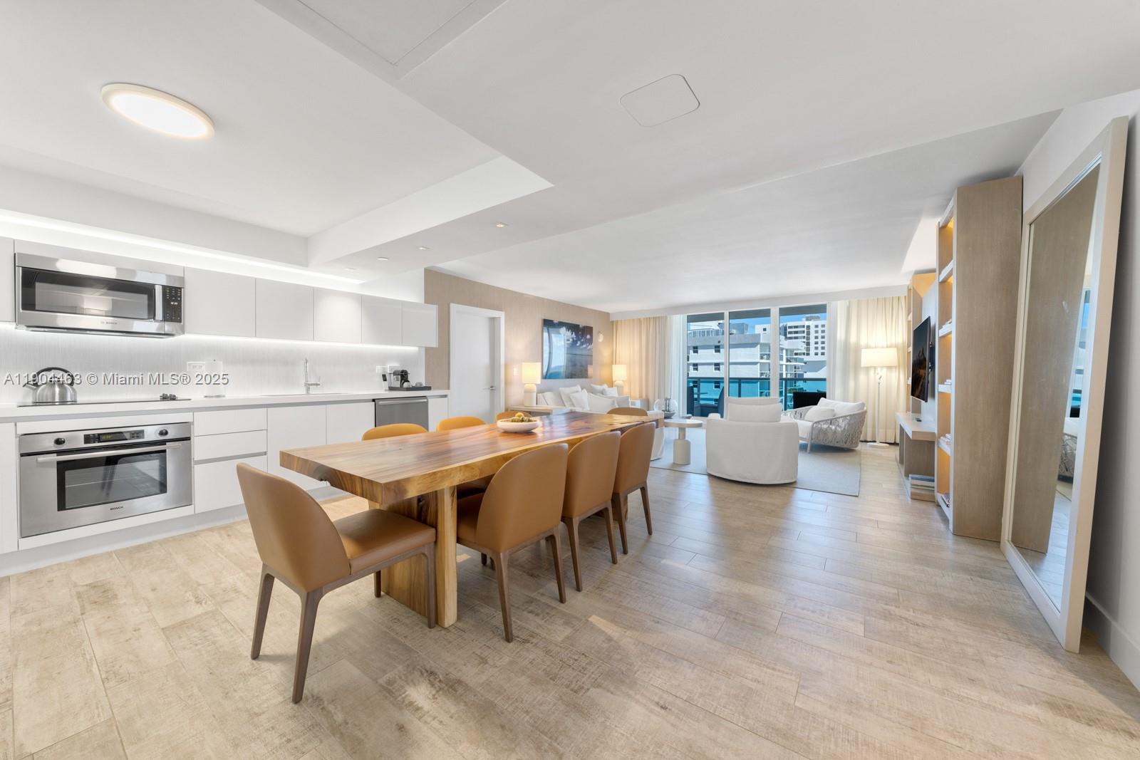 102 24th St #1519, Miami Beach FL 33139