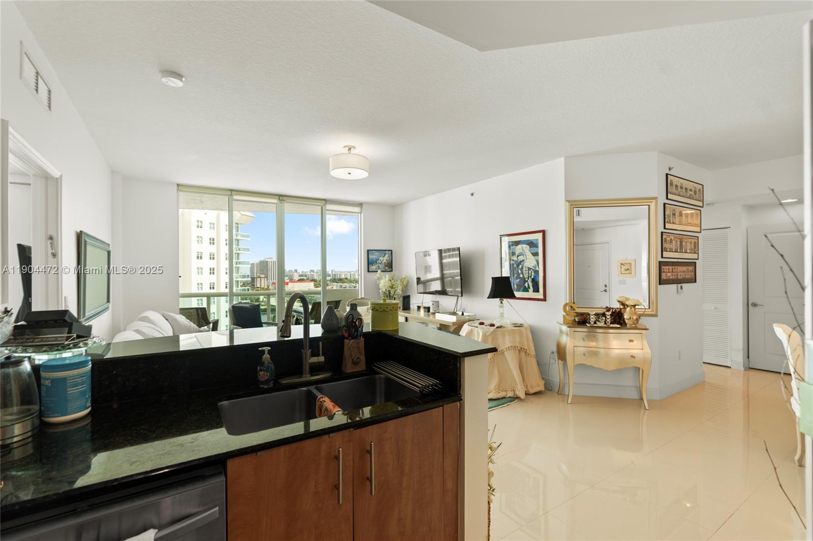 7900 Harbor Island Dr #1223, North Bay Village FL 33141