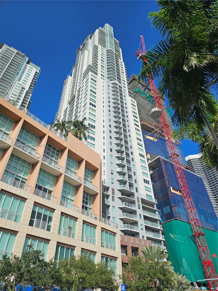 244 Biscayne Blvd #908, Miami FL 33132