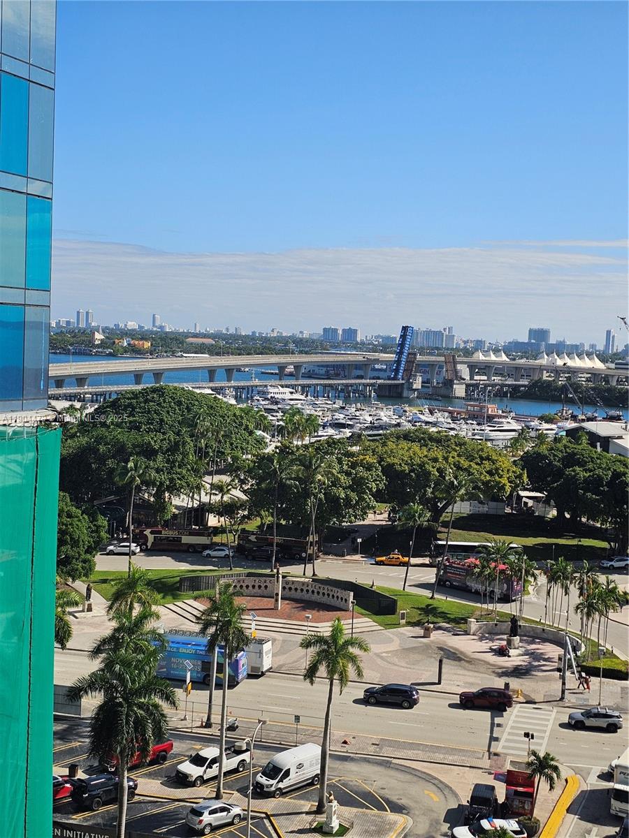 244 Biscayne Blvd #908, Miami FL 33132
