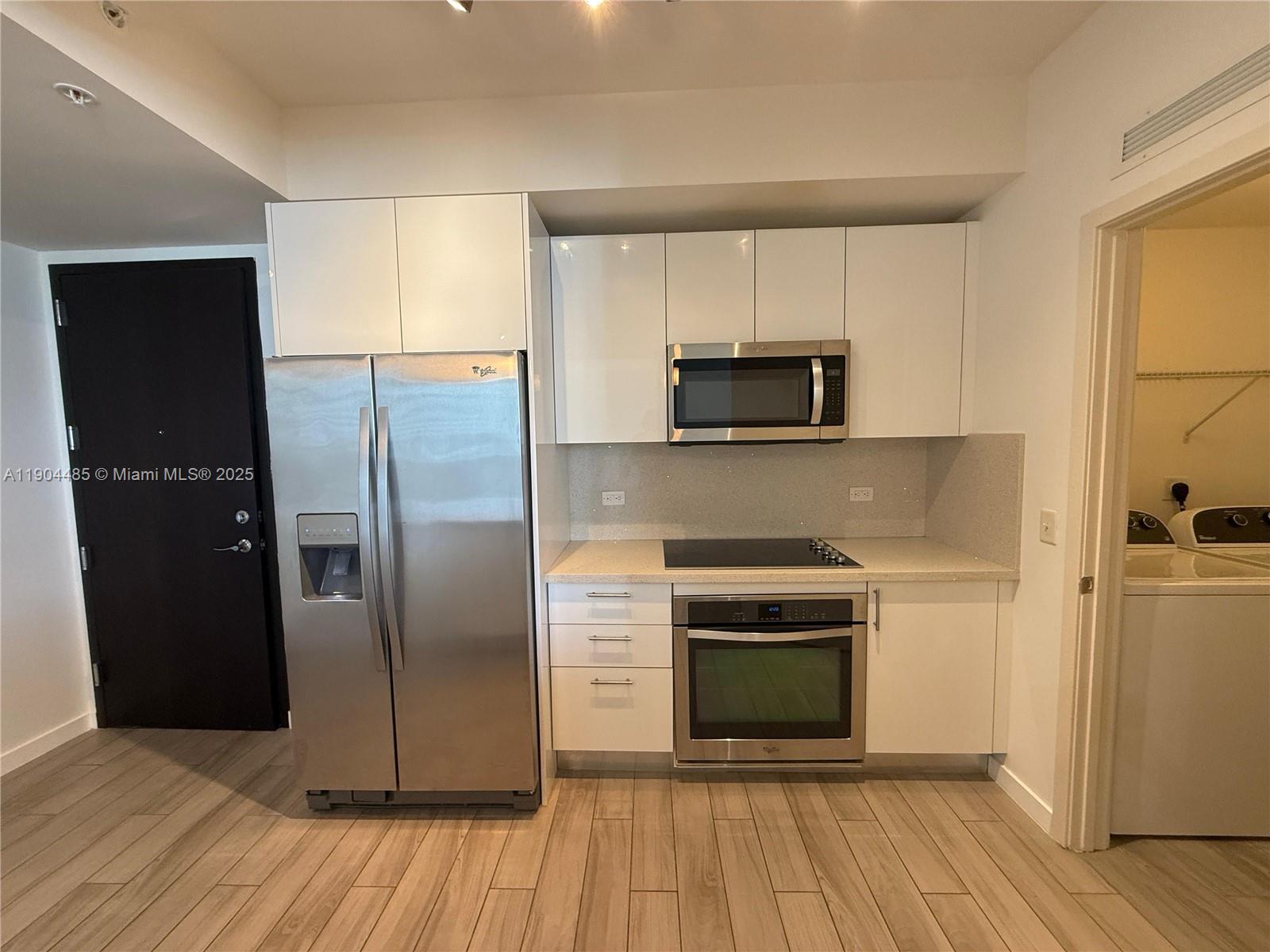 999 SW 1st Ave #1915, Miami FL 33130