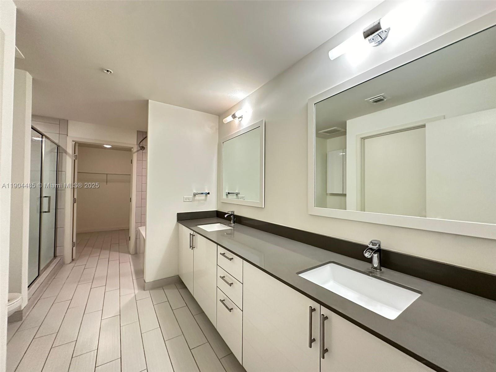 999 SW 1st Ave #1915, Miami FL 33130