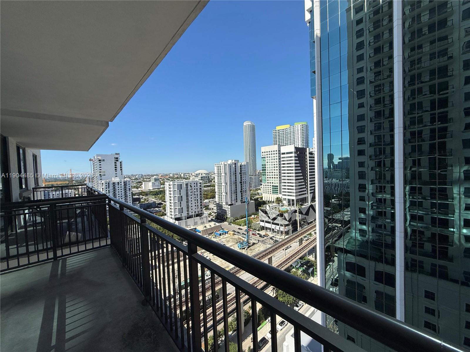 999 SW 1st Ave #1915, Miami FL 33130