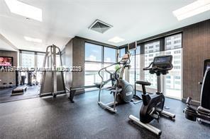 950 Brickell Bay Dr #1805, Miami FL 33131