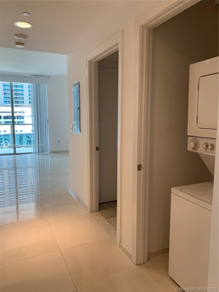 1050 Brickell Ave #1606, Miami FL 33131
