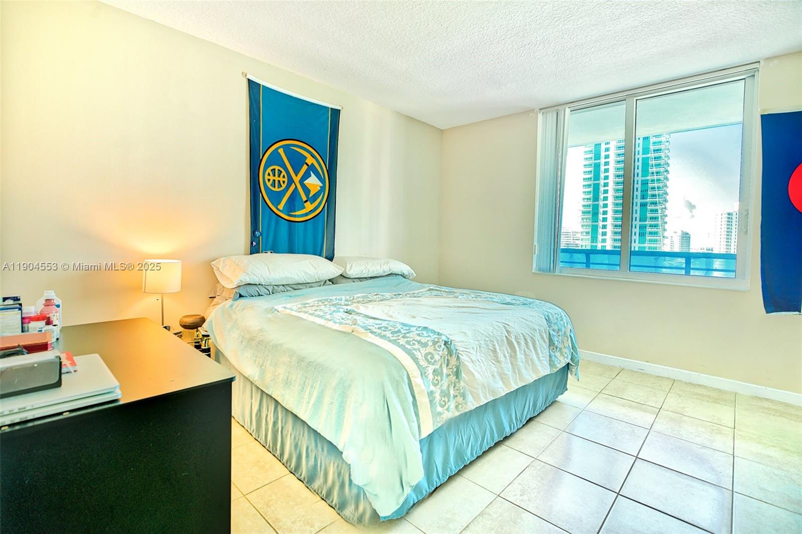 325 S Biscayne Blvd #1717, Miami FL 33131