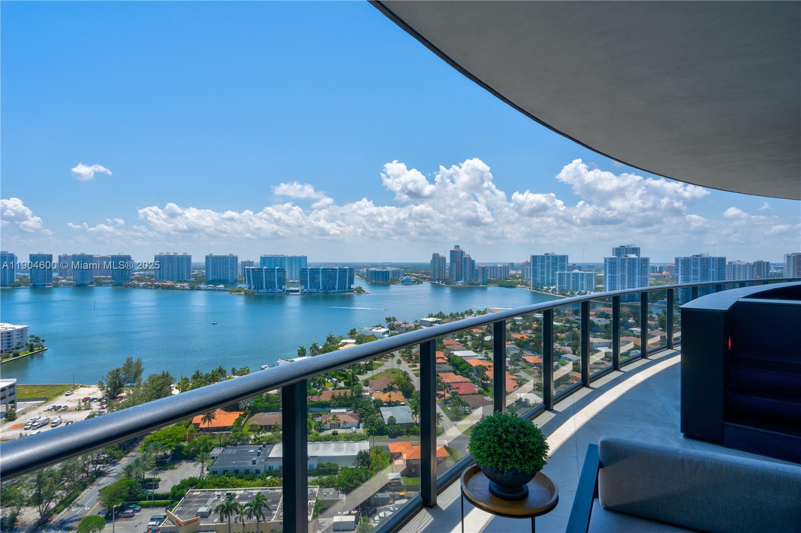 18555 Collins Ave #2403, Sunny Isles Beach FL 33160
