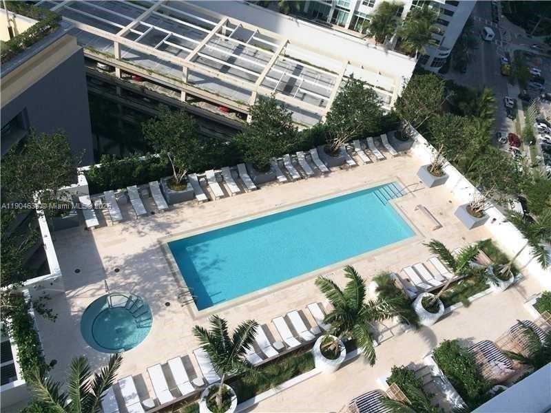 1300 Brickell Bay Dr #2300, Miami FL 33131