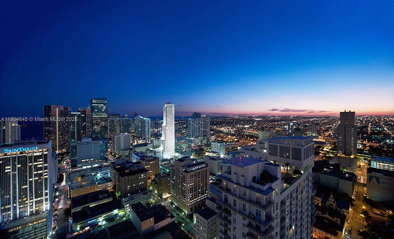 253 NE 2nd St #3302, Miami FL 33132