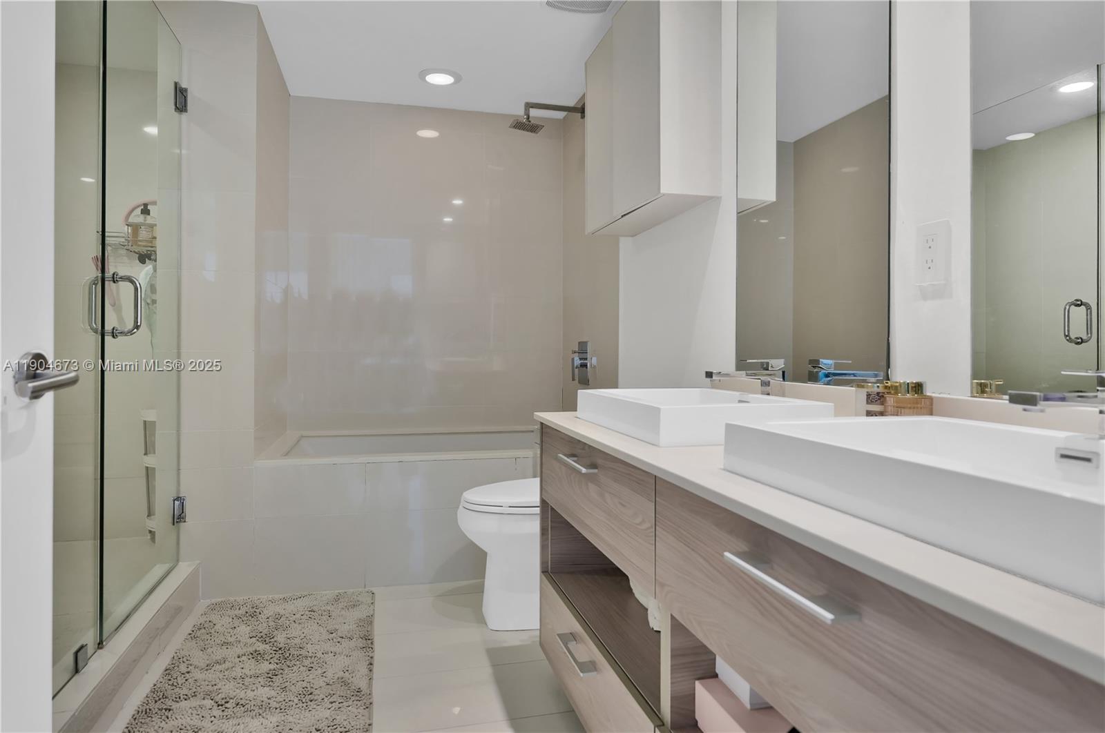 1300 S Miami Ave #2705, Miami FL 33130