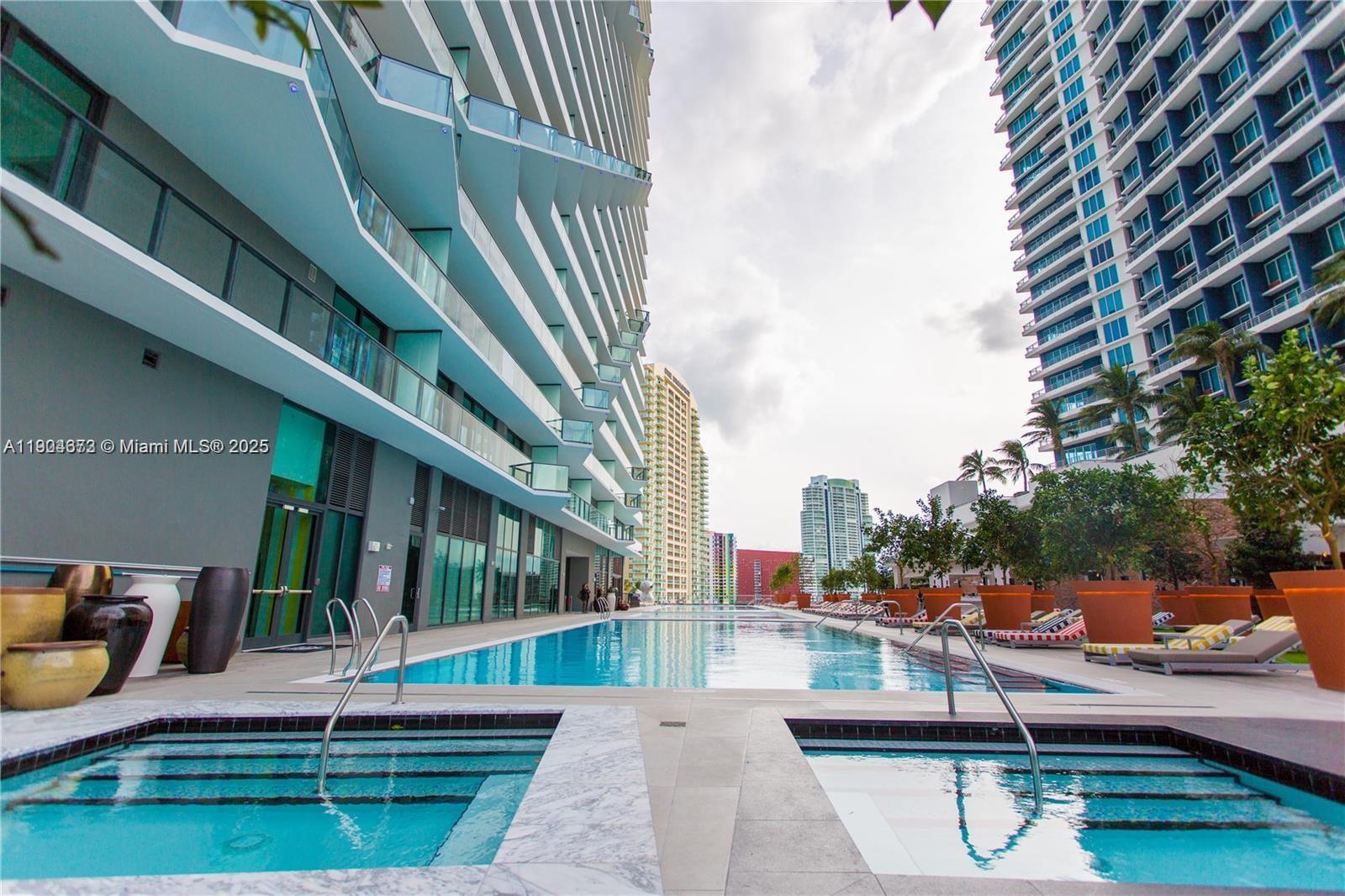 1300 S Miami Ave #2705, Miami FL 33130