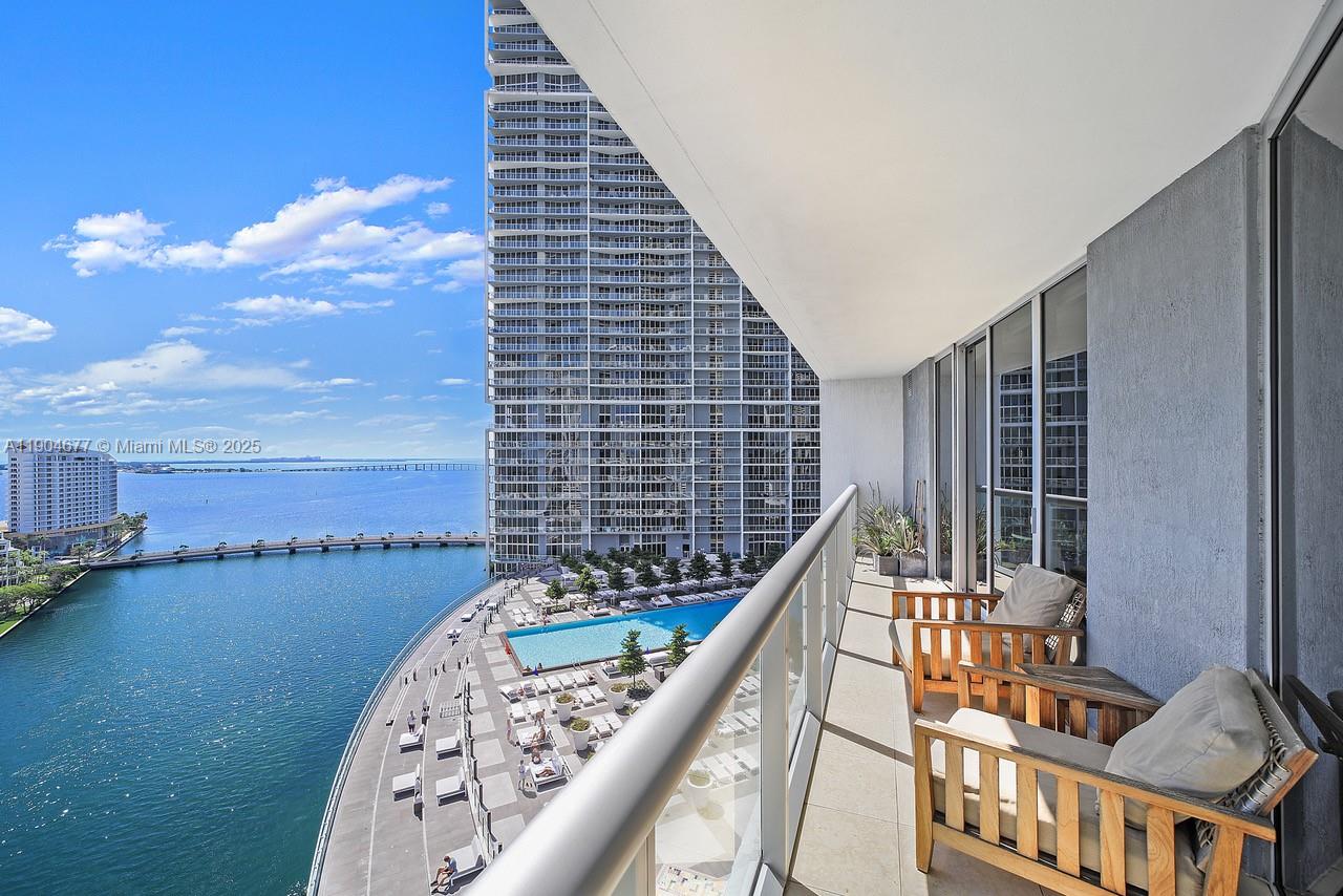 465 Brickell Ave #2001, Miami FL 33131