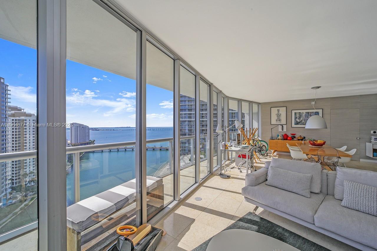 465 Brickell Ave #2001, Miami FL 33131