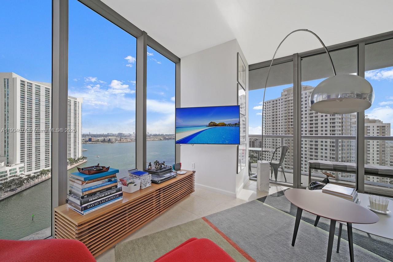 465 Brickell Ave #2001, Miami FL 33131