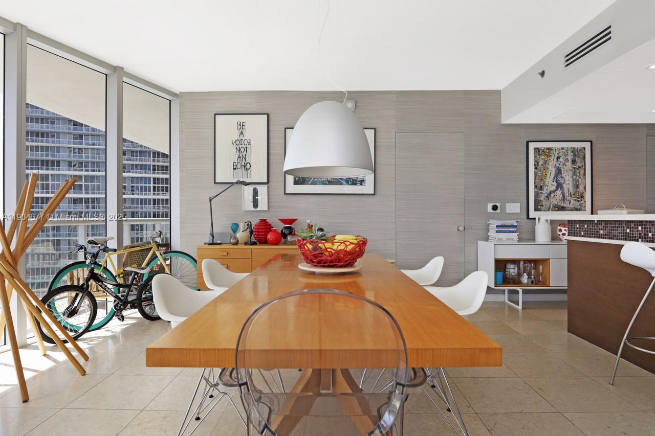 465 Brickell Ave #2001, Miami FL 33131