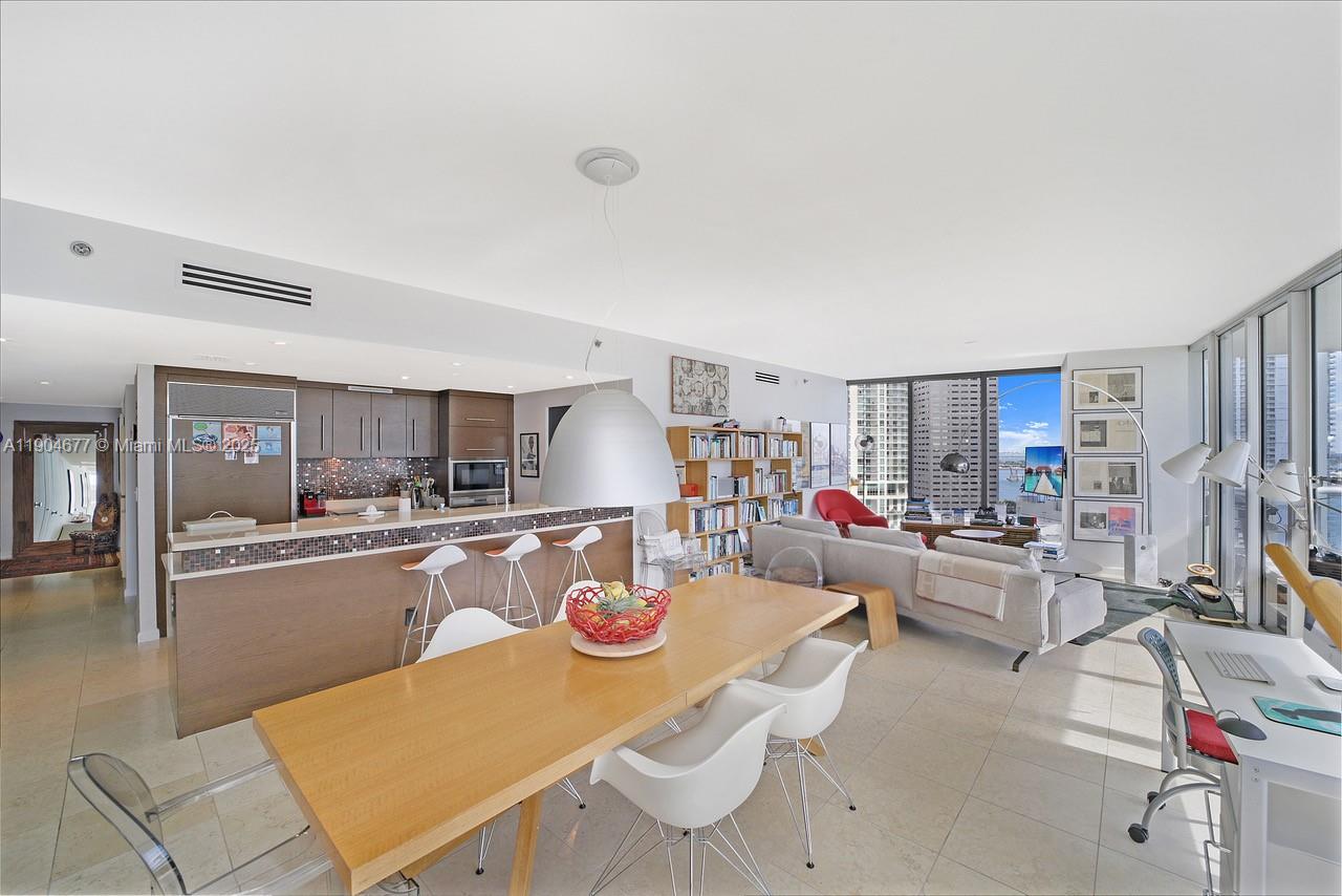 465 Brickell Ave #2001, Miami FL 33131